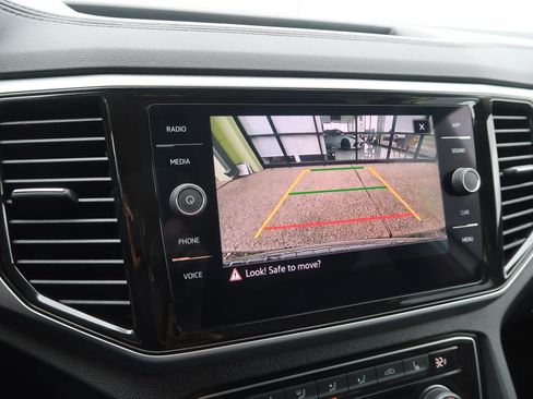 Used 2022 Volkswagen Atlas SE image 34