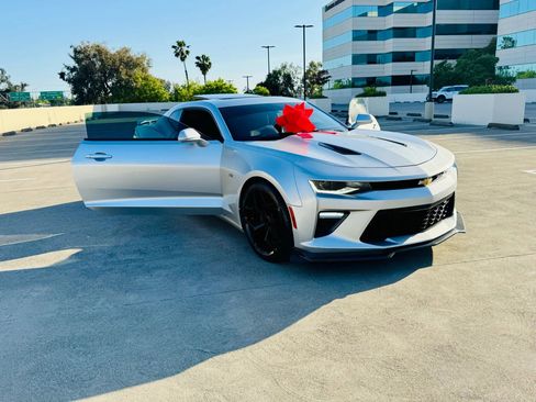 Used 2017 Chevrolet Camaro SS RWD image 42