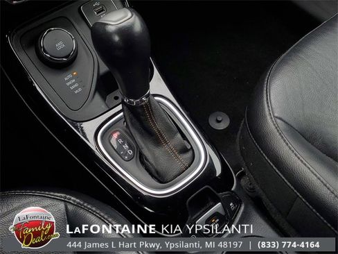 Used 2018 Jeep Compass Limited w/ Navigation Group image 23