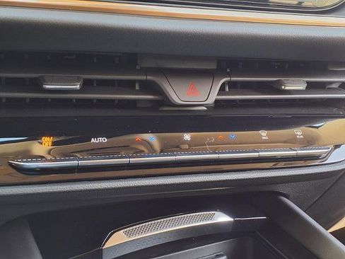 New 2026 Buick Envision Avenir image 8