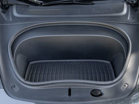 Used 2025 Tesla Model 3 Long Range RWD image 29