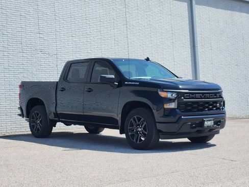 New 2026 Chevrolet Silverado 1500 Custom RWD image 2
