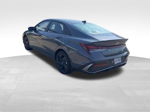 Used 2026 Hyundai Elantra Sport FWD image 23