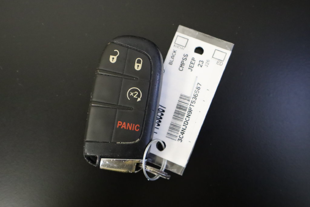 Used 2023 Jeep Compass Limited AWD/4WD image 43