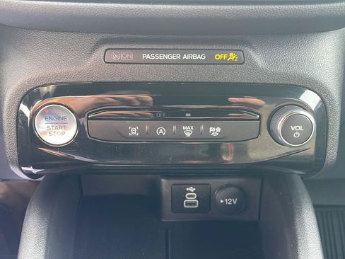 Used 2024 Ford Escape ST-Line w/ Tech Pack #1 AWD/4WD image 22