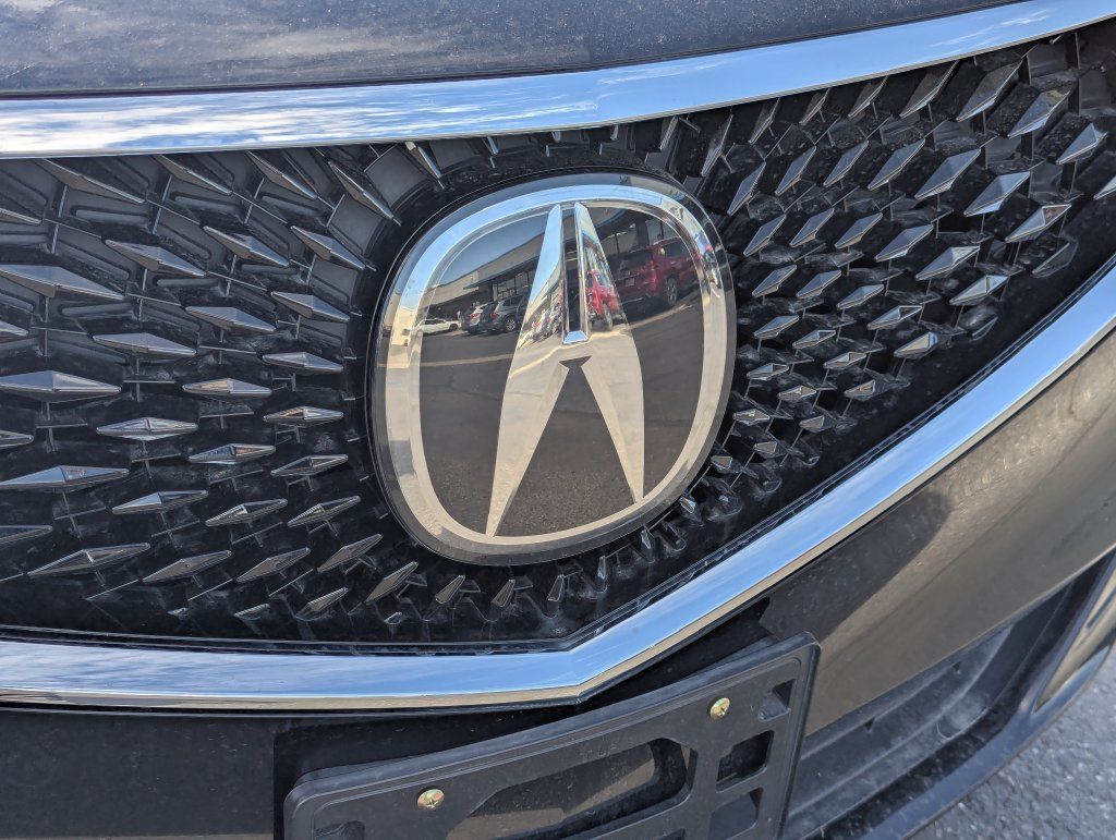 Used 2022 Acura MDX SH-AWD image 11
