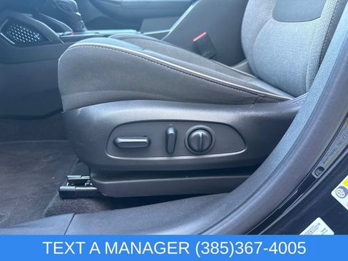 Used 2021 Chevrolet TrailBlazer LT w/ Convenience Package FWD image 16
