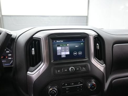 Used 2020 Chevrolet Silverado 1500 Custom Trail Boss w/ Custom Convenience Package AWD/4WD image 20