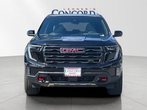 Used 2026 GMC Acadia AT4 AWD/4WD image 9