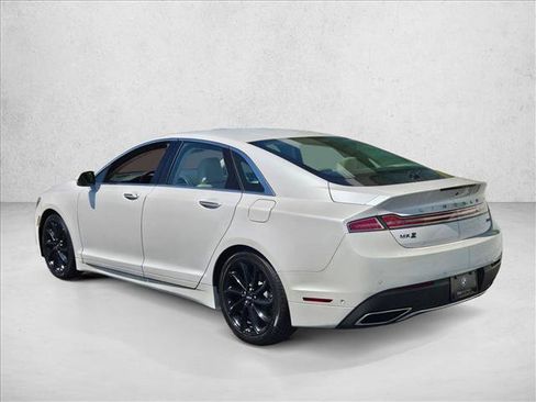 Used 2020 Lincoln MKZ Reserve w/ Luxury Package FWD image 8