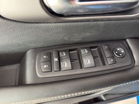 New 2027 Chrysler Pacifica Select FWD image 11