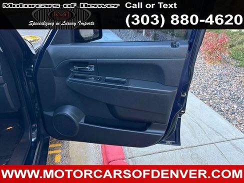 Used 2012 Jeep Liberty Sport image 19