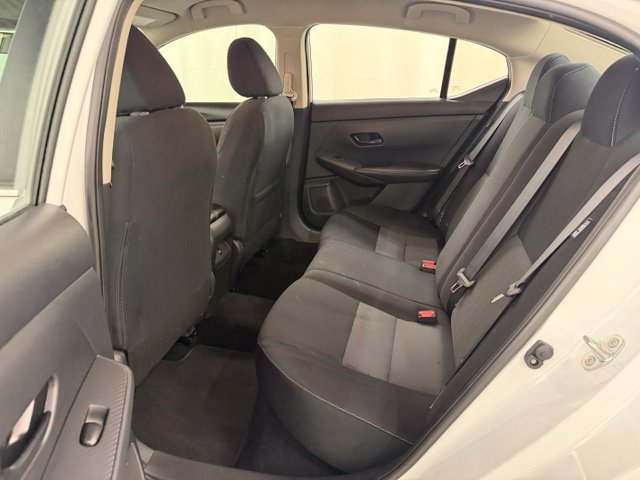 Used 2025 Nissan Sentra SV FWD image 15