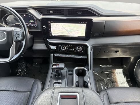 Used 2022 GMC Sierra 1500 Denali AWD/4WD image 13