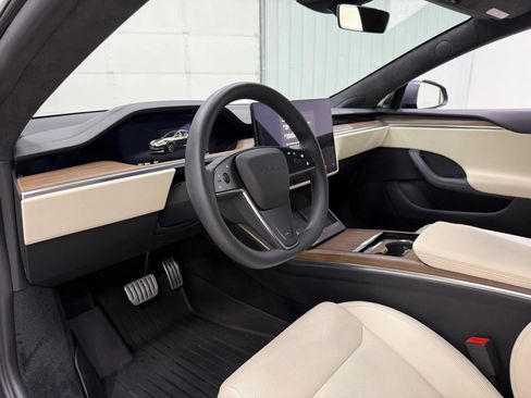 Used 2023 Tesla Model S Standard Range AWD/4WD image 12