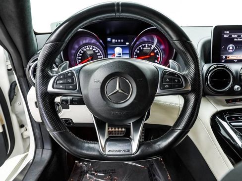 Used 2018 Mercedes-Benz AMG GT Roadster image 20