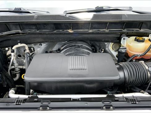 Used 2022 Chevrolet Silverado 1500 LT w/ Z71 Off-Road Package AWD/4WD image 31