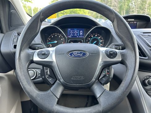 Used 2013 Ford Escape SE FWD image 12