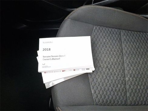 Used 2018 GMC Terrain SLE w/ Driver Convenience Package image 25