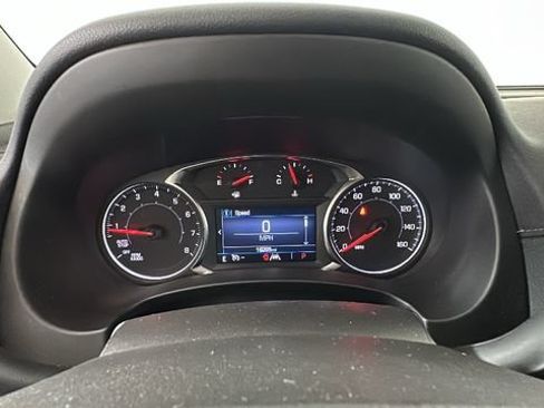 Used 2024 GMC Terrain SLE w/ Driver Convenience Package AWD/4WD image 17