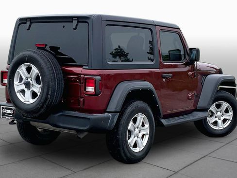 Used 2021 Jeep Wrangler Sport AWD/4WD image 13