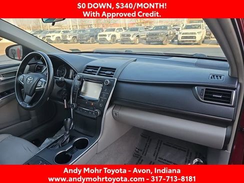 Used 2017 Toyota Camry XLE image 33