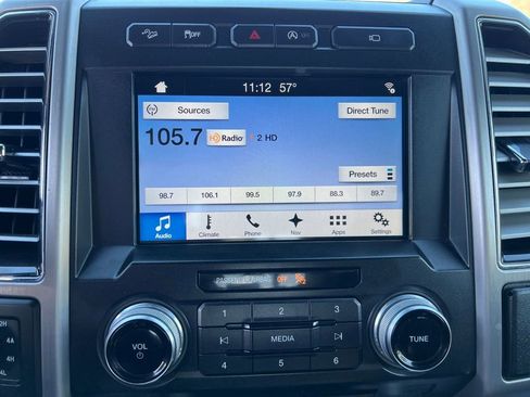 Used 2017 Ford F150 Platinum w/ Equipment Group 701A Luxury image 28