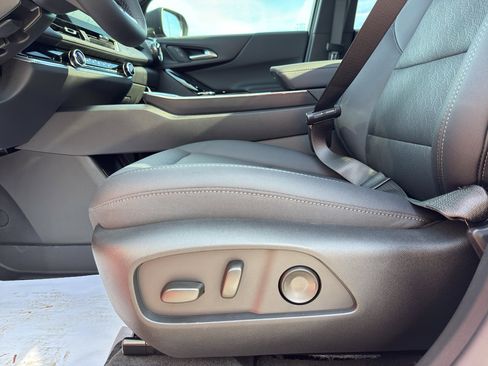 New 2026 Chevrolet Equinox LT image 22