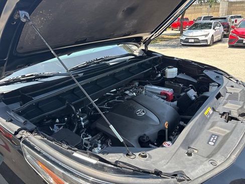 Used 2020 Toyota Highlander Limited FWD image 72