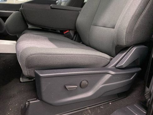 New 2025 Ford F550 4x4 SuperCab Super Duty w/ XLT Value Package image 12