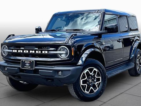Used 2025 Ford Bronco Outer Banks AWD/4WD image 40