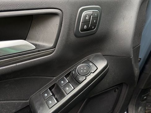 Used 2023 Ford Escape Platinum w/ Premium Technology Package image 12