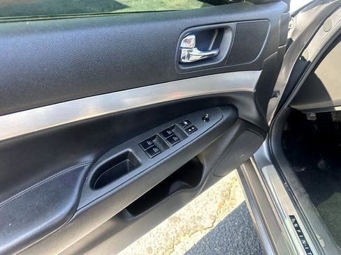 Used 2015 INFINITI Q40 4dr Sdn AWD w/ Navigation Package image 15