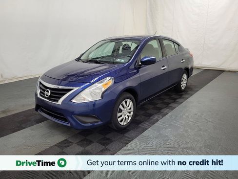 Used 2019 Nissan Versa SV FWD image 1