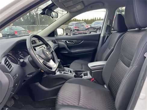 Used 2019 Nissan Rogue S w/ Special Edition Package image 15