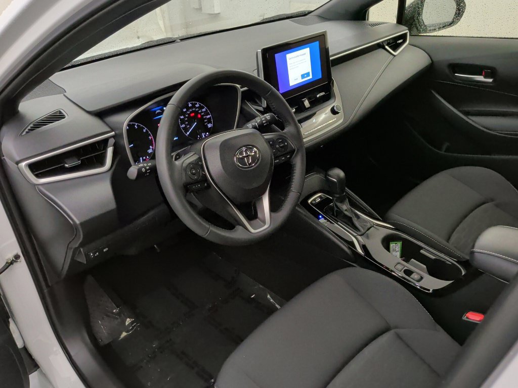 Used 2024 Toyota Corolla SE w/ SE Package FWD image 25