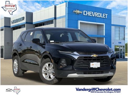 Used 2021 Chevrolet Blazer LT image 1