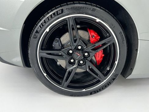 Used 2023 Chevrolet Corvette Stingray Coupe w/ 1LT RWD image 27