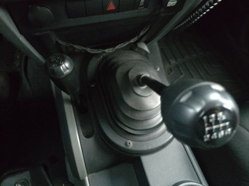 Used 2010 Jeep Wrangler Sport image 26