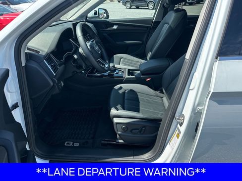 Used 2023 Audi Q5 2.0T Premium Plus w/ Premium Plus Package AWD/4WD image 9