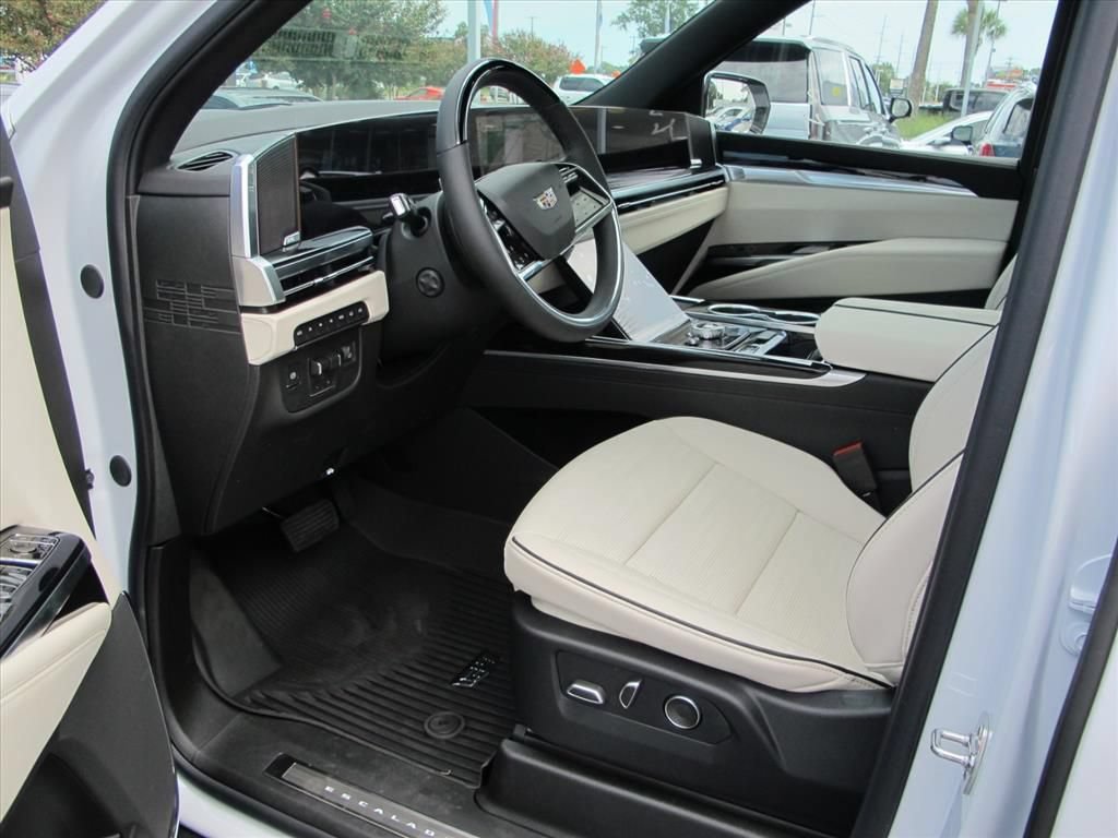 New 2026 Cadillac Escalade Sport w/ Touring Package AWD/4WD image 11