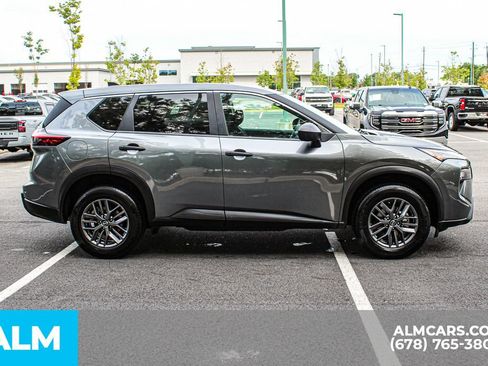 Used 2024 Nissan Rogue S FWD image 8