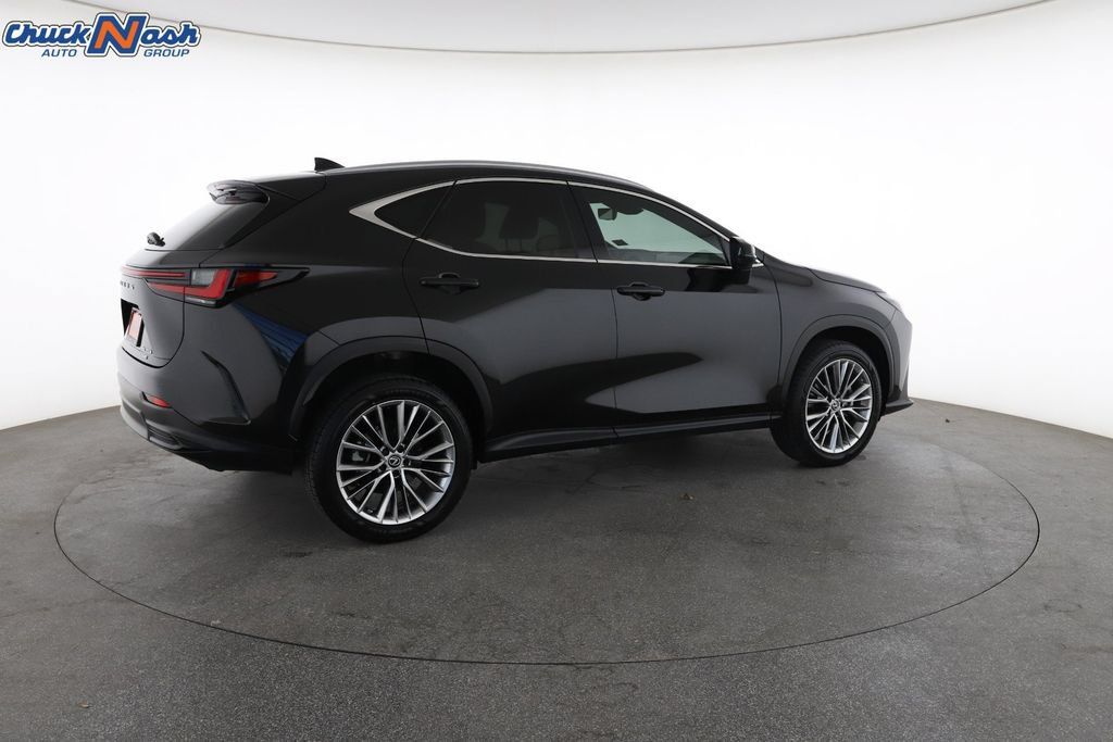 Used 2022 Lexus NX 350h AWD image 13