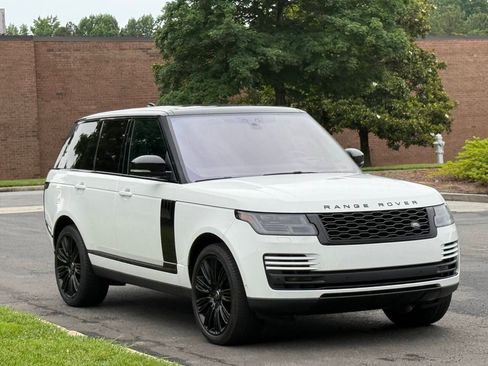 Used 2019 Land Rover Range Rover Supercharged AWD/4WD image 2