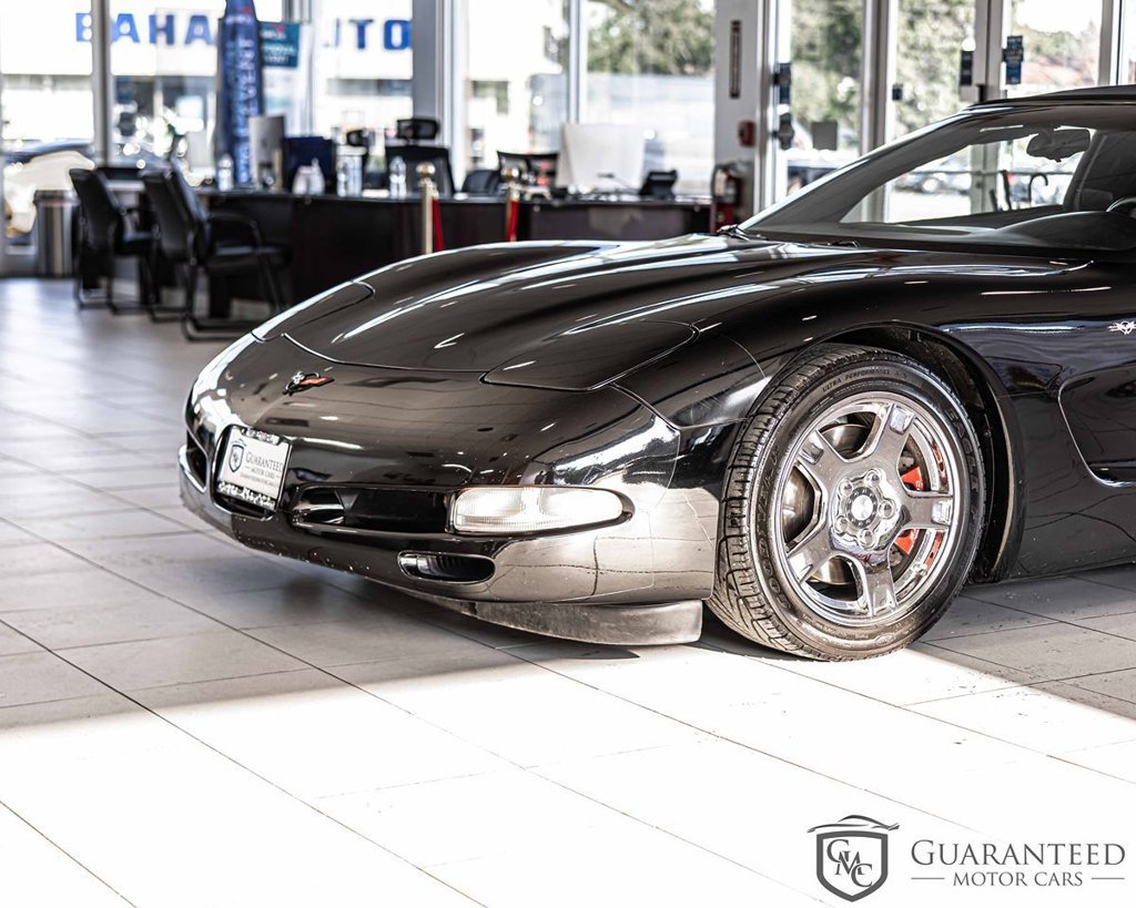 Used 1998 Chevrolet Corvette Convertible w/ Memory Pkg RWD image 5