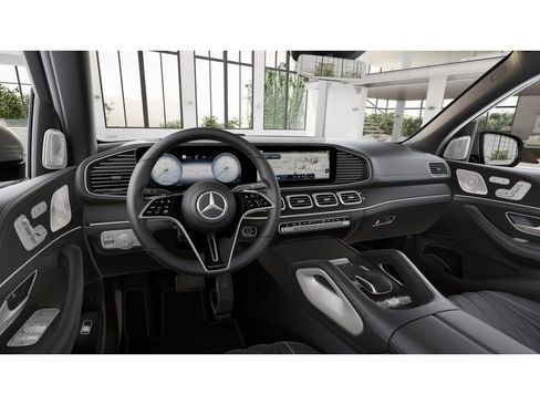 Certified 2024 Mercedes-Benz Maybach GLS 600 4MATIC image 3
