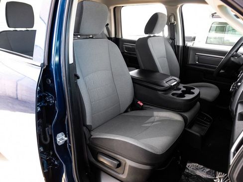 Used 2021 RAM 1500 Classic SLT image 29