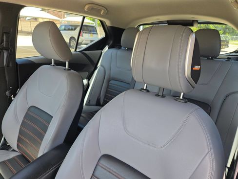 Used 2024 Nissan Kicks SR w/ SR Premium Package FWD image 9