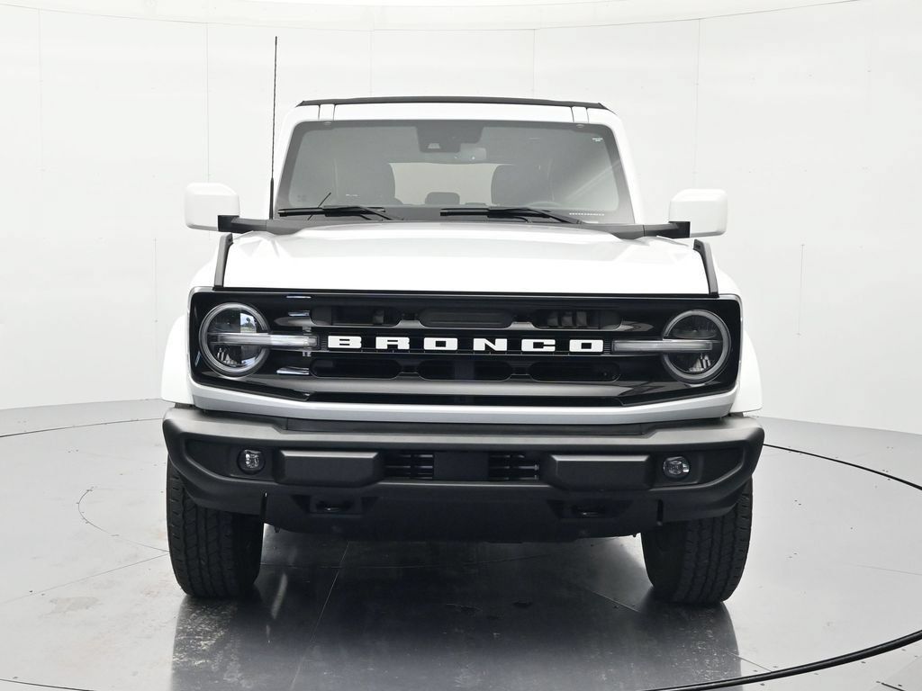 Certified 2024 Ford Bronco Outer Banks AWD/4WD image 2