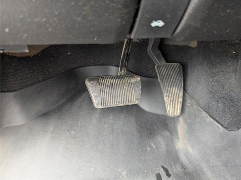 Used 2024 RAM 3500 Tradesman w/ Chrome Appearance Group image 30